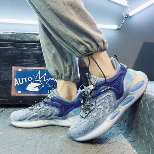 New Mens Casual Sports Shoes Summer Fashion Popularity Breathable Mesh Mens Shoes Comfortable Popcorn Sole Mens Shoes