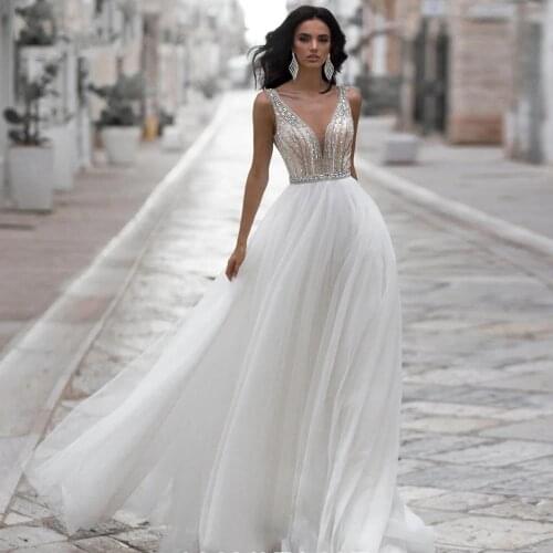 Sexy V Neck Wedding Dress Custom Sleeveless Sparkling Beadng Stones Backless White Ivory Tulle A Line Bridal Dresses