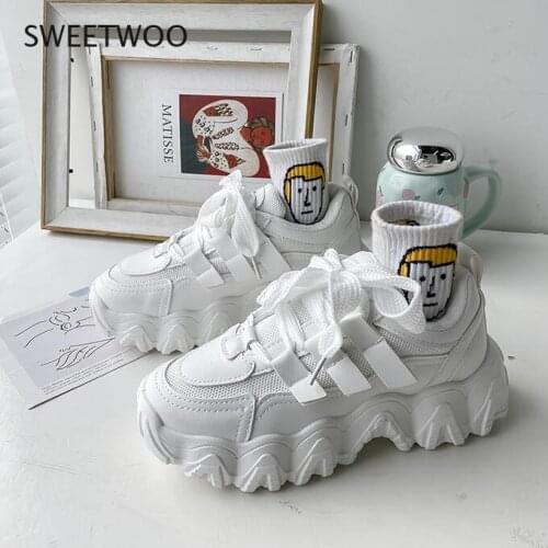 Womens Shoes Spring 2021 New Breathable Thick-Soled Womens Street Shoes Running Sneakers Casual Vulcanized Shoes