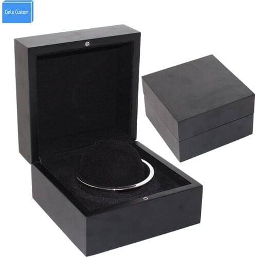 2018 New Fashion Black Matte Wooden Velvet Round C Jewelry&Watch Box Watch Printting Wooden Case Box Promote Business Custom Box
