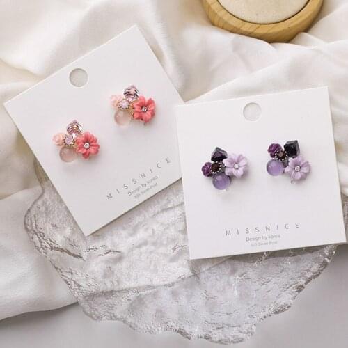 Japan And South Korea New Wild Cute Small Elegant Sweet Shell Flower Earrings Crystal Simple Rose Flower Ear Jewelry Female