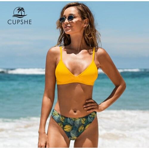 CUPSHE Lace Up Triangle Low-Waist Bikini Sets Sexy Yellow Leaf Print Swimsuit Women Two Pieces Swimwear 2021 Beach Bathing Suit