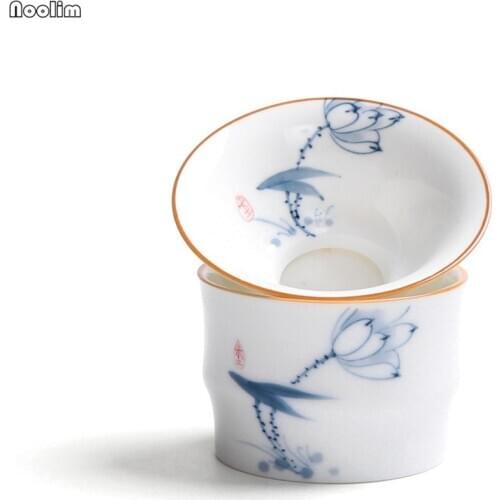 NOOLIM Jingdezhen Hand Painted Lotus Plum Tea Leak Ceramic Kung Fu Filter Fair Cup Drinkware Accessories Creative Strainers