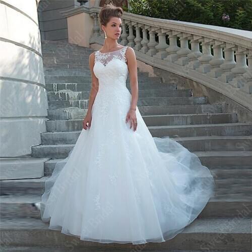 Lace Wedding Dresses for Women A Line Scoop Lace Appliques Sleeveless Boho Bridal Gowns Button Illusion Beach Vestido De Noiva