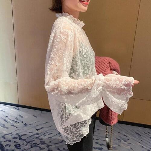 Blouse Women Large Size Womens Spring Lace Shirt Womens Mesh See-through Top T-shirt Blusas Mujer De Moda
