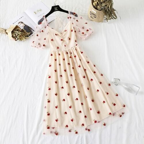 New summer embroidered sweet dress ladies sexy V-neck puff sleeve tulle mesh mid-length dress