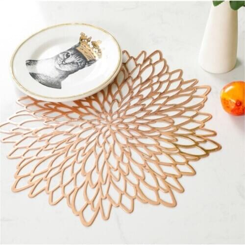 INS Nordic Bronzing PVC Placemat Hollow Flower Table Mats Heat Insulated Western Mat Non-slip Drink Coaster Bowl Pads Home Decor