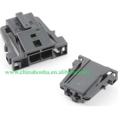 1pcs Automotive headlight plug 2 pin car electric plug 2 Pin TS Accelerator Pedal Automotive Connector 4E0 971 942 with Terminal