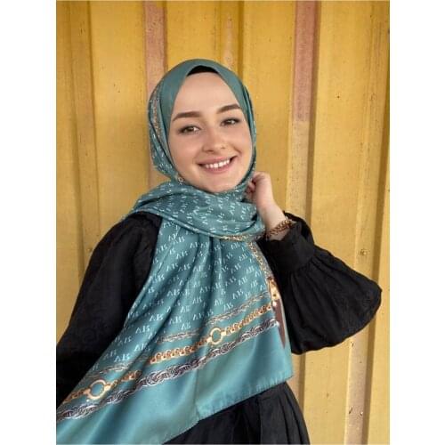 Vera Hijab Carnival Costumes