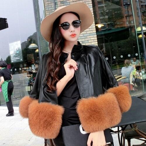 Luxury Woman Fur PU Stitching coat Faux fox fur Decor imitation fur coat short PU leather Zipper Stand collar High waist Jacket
