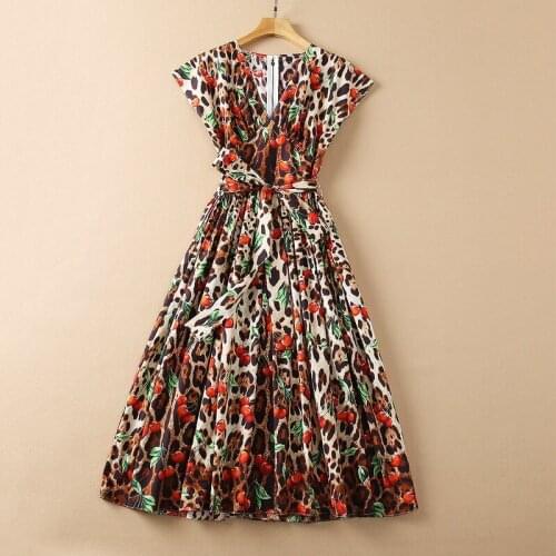 European and American womens wear new autumn 2022 Sleeveless v-neck Fashionable cherry leopard print cotton dress