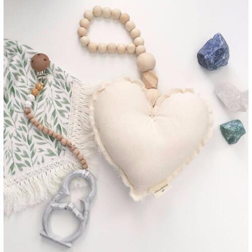 C Nordic Wood Beads with soft fabric heart love pendant Wall Hanging tent Ornament Kid Room Decor Photography Props