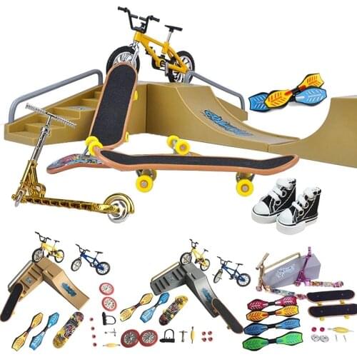 Two Wheel Finger Scooter Deck Bmx Fingertip Fingerboard Shoes Mini Ramp Skateboarding Finger Skate Board Bicycle Set Kids Gifts