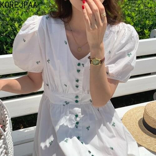 Korejpaa Women Dress 2021 Korean Fashion Elegant V-neck Button Embroidered Flowers To Collect Waist Bubble Sleeves Long Vestidos