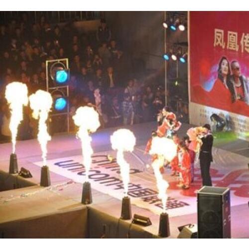 2pcs/lot DMX Fire Machine 90V-240V DMX512 Flame Projectors Spray Fire Machine Safe to Use 200W Fire effect Stage Light