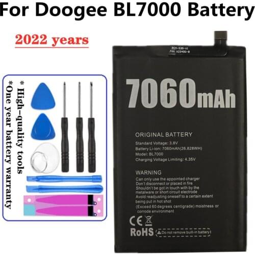 High Quality 100% New 7060mAh BL 7000 Battery For Doogee BL7000 Mobile Phone Batteries + Tools