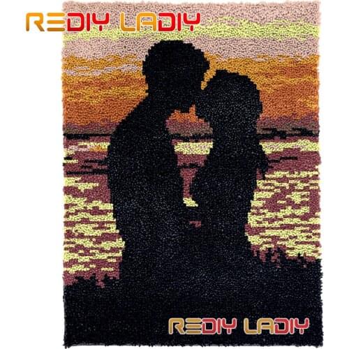 Latch Hook Rug Kits Kissing Couples Plush Wall Tapestry DIY Carpet Rug Chunky Yarn Arts Cushion Crocheted Floor Mat Hobby & Craf