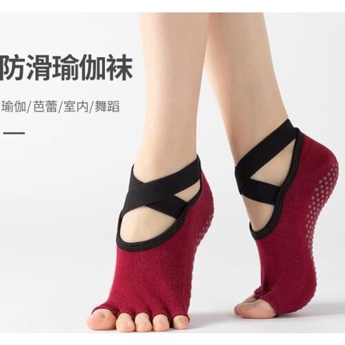 Summer Yoga Socks Breathable Cycling Socks Anti Slip Seamless for Women and Non Slip Toeless Half Toe Socks for Ballet Dance