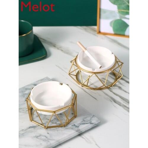 Personalized Trendy Ceramic Ashtray Creative Home Living Room Table Decoration Ashtray Decoration