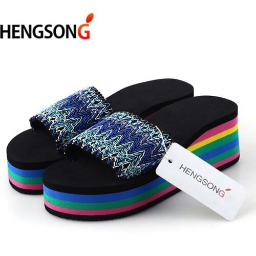Women Beach Sandals 2018 Summer Beach Shoes Woman Wave Print Water Shoes Woman Outdoor Sandals Sneakers