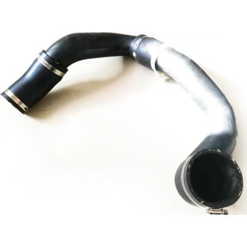 For Land Rover Freelander 2,2.2 Td Intercooler Hose with Clamp LR002589