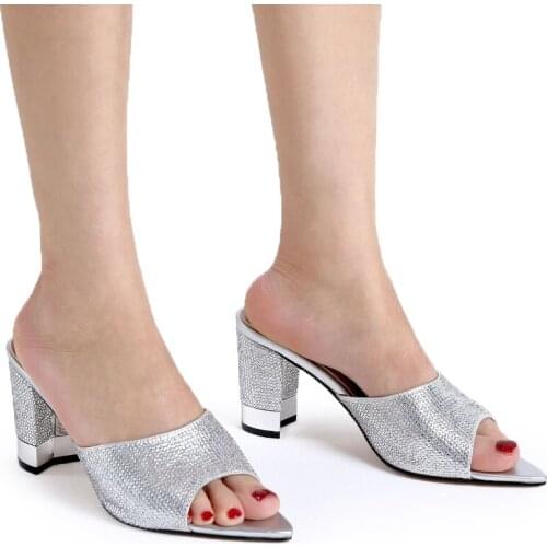 Geriger Gegallel Pumps