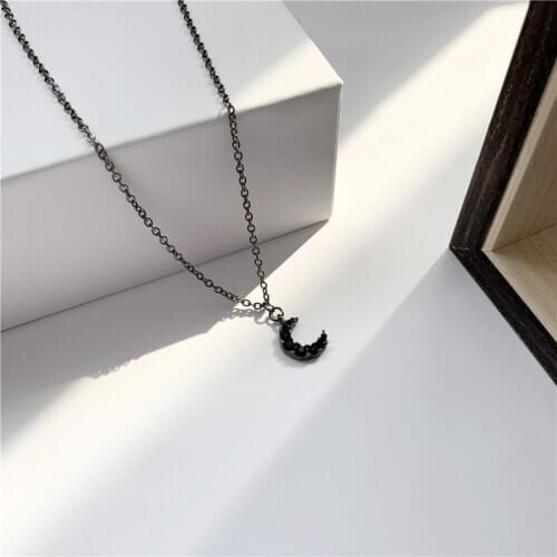 Gothic Simple Black Moon Pendent Necklace Korean Dark Crescent Necklace for Women Men Girls Collar Neck Jewelry Gift 2021 Trend