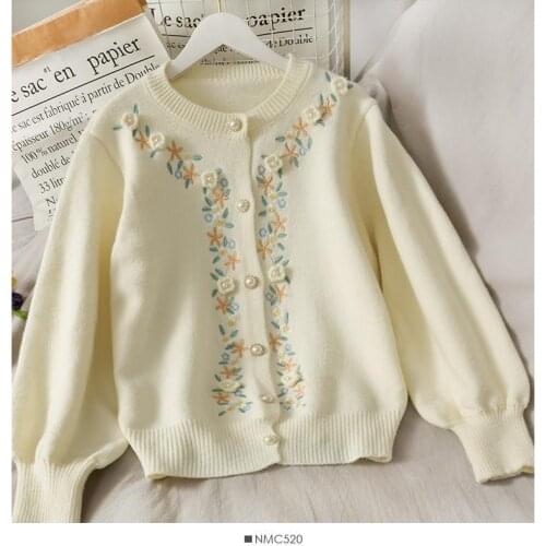 2021 autumn and winter fashion new knitted cardigan women loose printing long-sleeved round neck sweater all-match