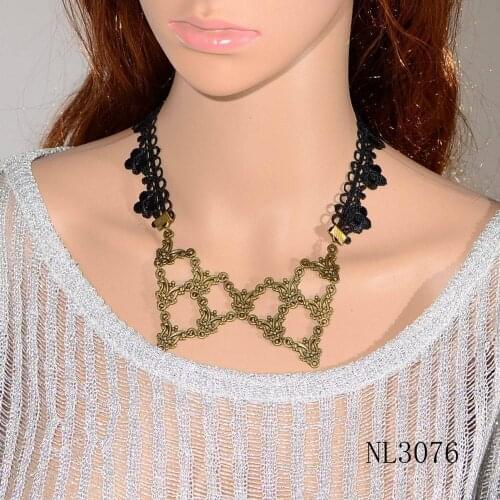 Vintage Alloy Metal Pendant Gothic Lace Collar Choker Necklace for Women Fashion New Statement Flower Jewelry Accessories