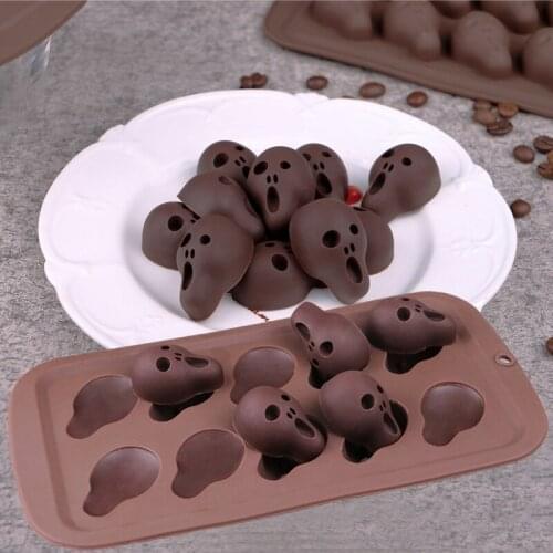Biscuits Baking Mold Silicone Halloween Bat Skull Chocolate Mold Cookies Cutter Baking Mold Cake Mold Cookie DIY Tool Cake Tools