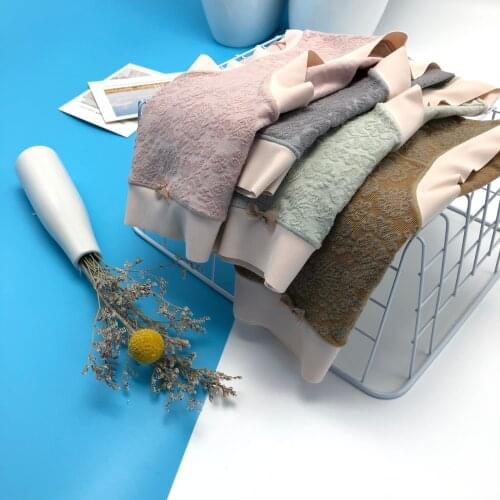 Seamless breathable womens underwear girl ice silk mid-waist one-piece briefs