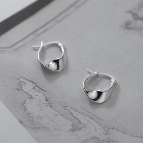 925 Sterling Silver Twisted Mobius Huggie Hoop Earrings A1953