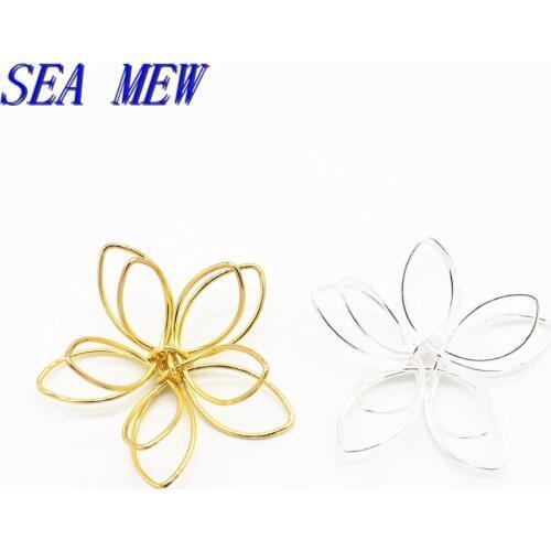SEA MEW 20PCS 36mm Metal Gold Silver Color Hollow Out Flowers Connectors Jewelry Findings For Jewelry Making