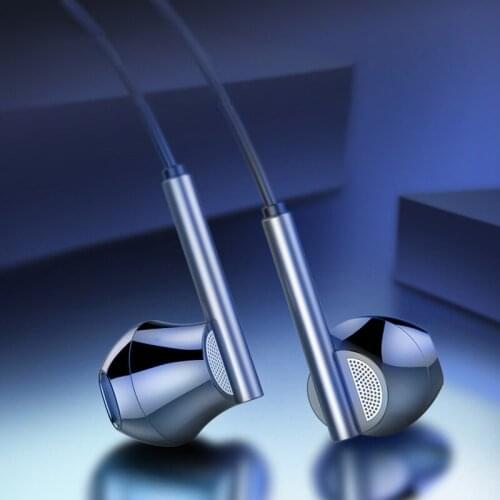 2021 new metal in-ear earplugs heavy bass gaming headset wire control with microphone wired headset wire control tuning