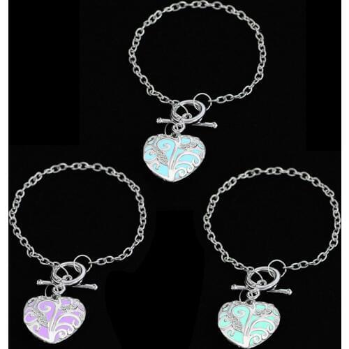 Vintage Pattern bracelets woman heart Luminous bracelet glow in the dark simple Link chain blue green purple Bracelet woman gift