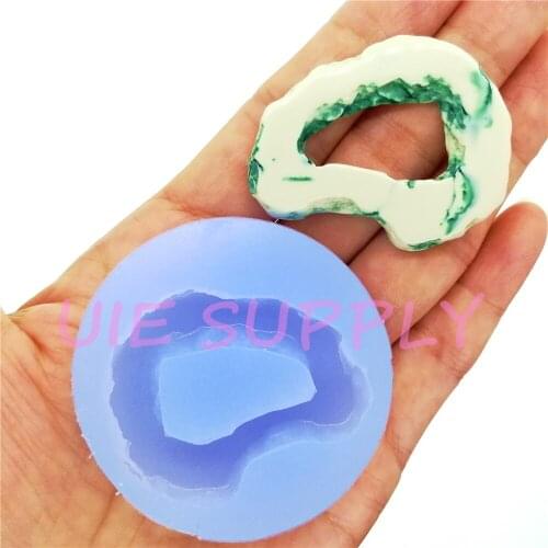 BYL419U Raw Gemstone Shape Silicone Mold for Resin Art Earrings Pendant Necklace Making Fondant Decoration Candy 43.7mm x 34.9mm