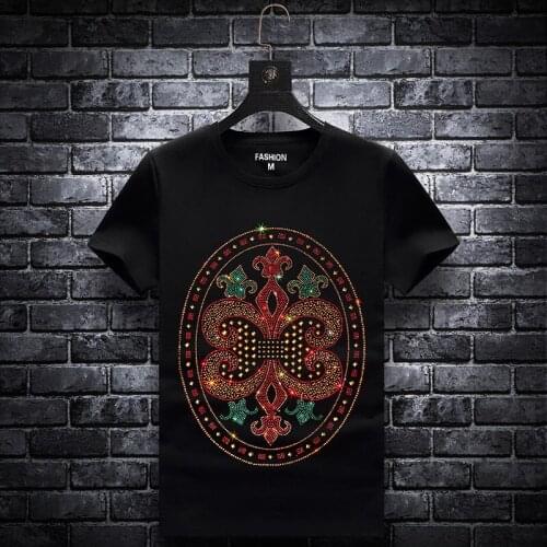 Size Plus 2021 Badge Rhinestones Streetwear Men T Shirt Fashion Summer Clothes Short Sleeve O Neck Slim Tee Camiseta De Hombre