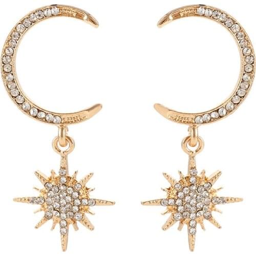 2019 Fashion New Earrings Temperament Personality Hipster Star Moon Exaggerated Crystal Ladies Gift Wholesale Earrings Trendy