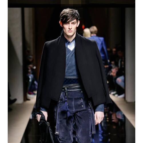 Mens winter coat of 2018 personality short style woollen overcoat of fashion mens clothing personality woollen coat. S-6XL