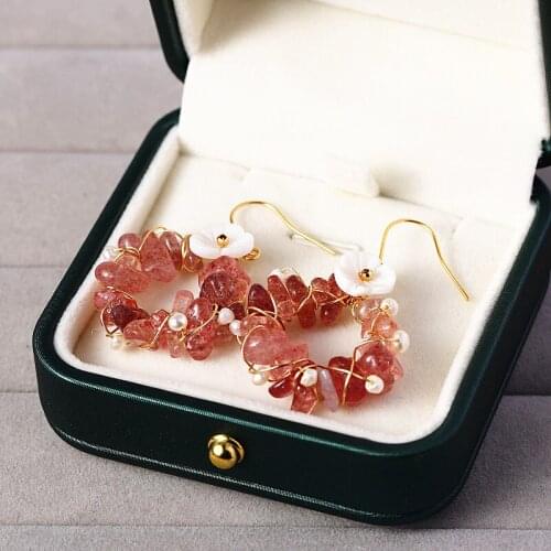 Natural Strawberry Crystal Pearl Earrings Shell Flowers Ear Stud Exquisite Charming Wedding Ethnic 14K Gold Jewelry For Women
