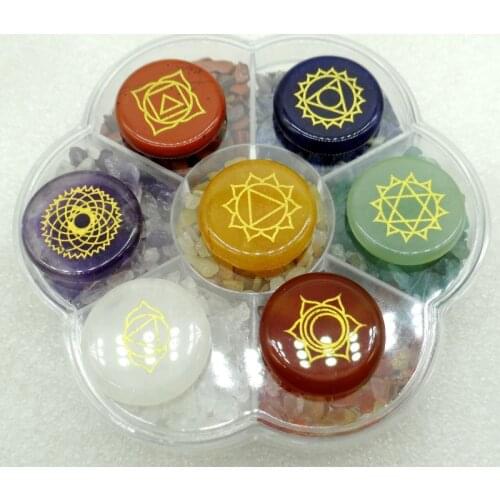 Natural Stone Set 7 Chakra Stone Symbols 7 Types Crystal Gravel Chips Set With Plastic Container Gems Decor Reiki Healing