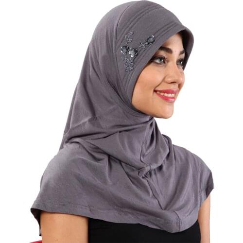 Bamboo Pressures of Cubic Zirconia Bonnet Hijab Women