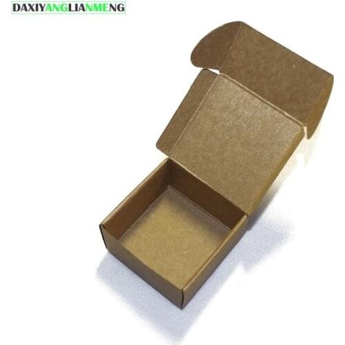 100pcs 4x4x2cm Kraft Paper Box Wedding Gift Packaging Box For Candy Jewelry Handmade Bakery Cookie Chocolate Box free shipping