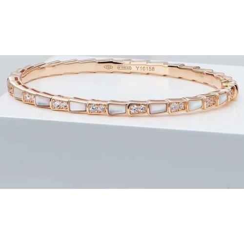 White Shell Snake Bracelet 100% 925 Sterling Silver Extravagant Diamond Bracelets For Women Wedding Engagement Fine Jewelry