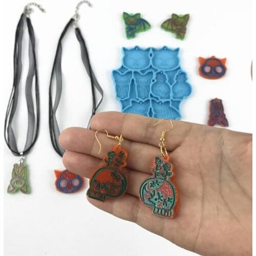 Bat Shaped Earrings Epoxy Resin Mold Jewelry Necklace Pendant Silicone Mould DIY Crafts Ear Drop Dangle Decorations Casting