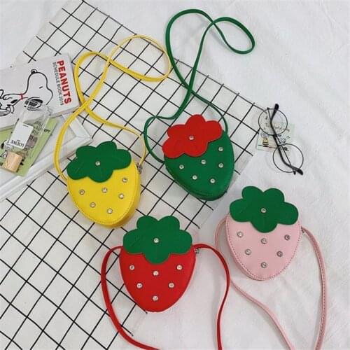 2021 Summer New Cute Strawberry Bag Children Messenger Bag Baby Coin Purse Decorative Small Bag Baby Shower Decorations Crafts