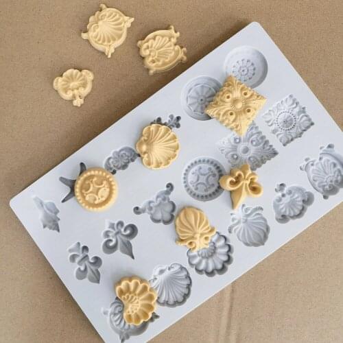 New Baking Tools European New Embossed Chocolate Mold Fondant Chocolate Cake Silicone Mold