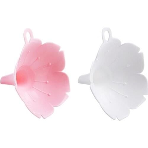 2Pcs/Set Funnels with Hanging Hole Multifunctional Convenient Cherry Blossom Style Kitchen Gadgets Oil Dispenser Kitchen Tools