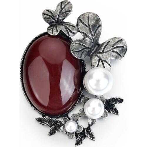 2021 Fashion Jewelry Retro Resin Imitation Pearl Flower Brooch Charm Ladies Collar Scarf Accessories Brooch Pin