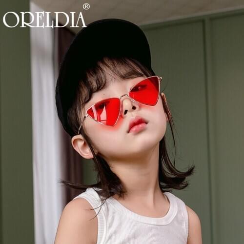 Fashion Cat Eye Sunglasses Children Triangle Sunglasses Black Red Small Frame Glasses Luxury Gradient Color Girl Glasses UV400